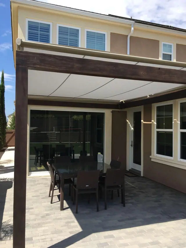 Retractable Awnings, photo 5