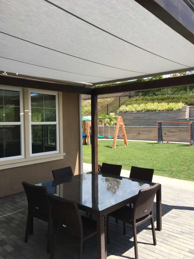 Retractable Awnings, photo 9